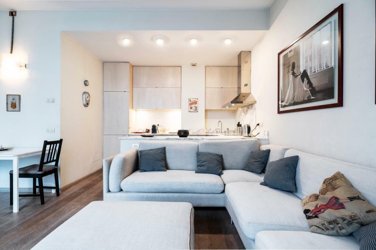 Santo Stefano Luxury Apartment 米兰 外观 照片