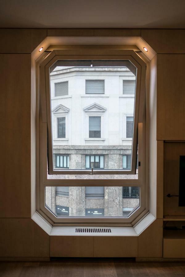 Santo Stefano Luxury Apartment 米兰 外观 照片