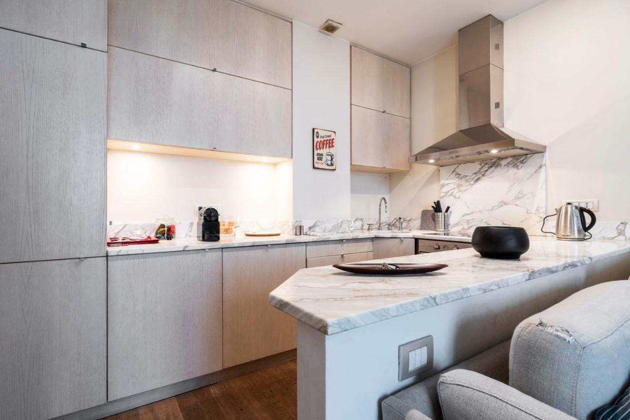 Santo Stefano Luxury Apartment 米兰 外观 照片